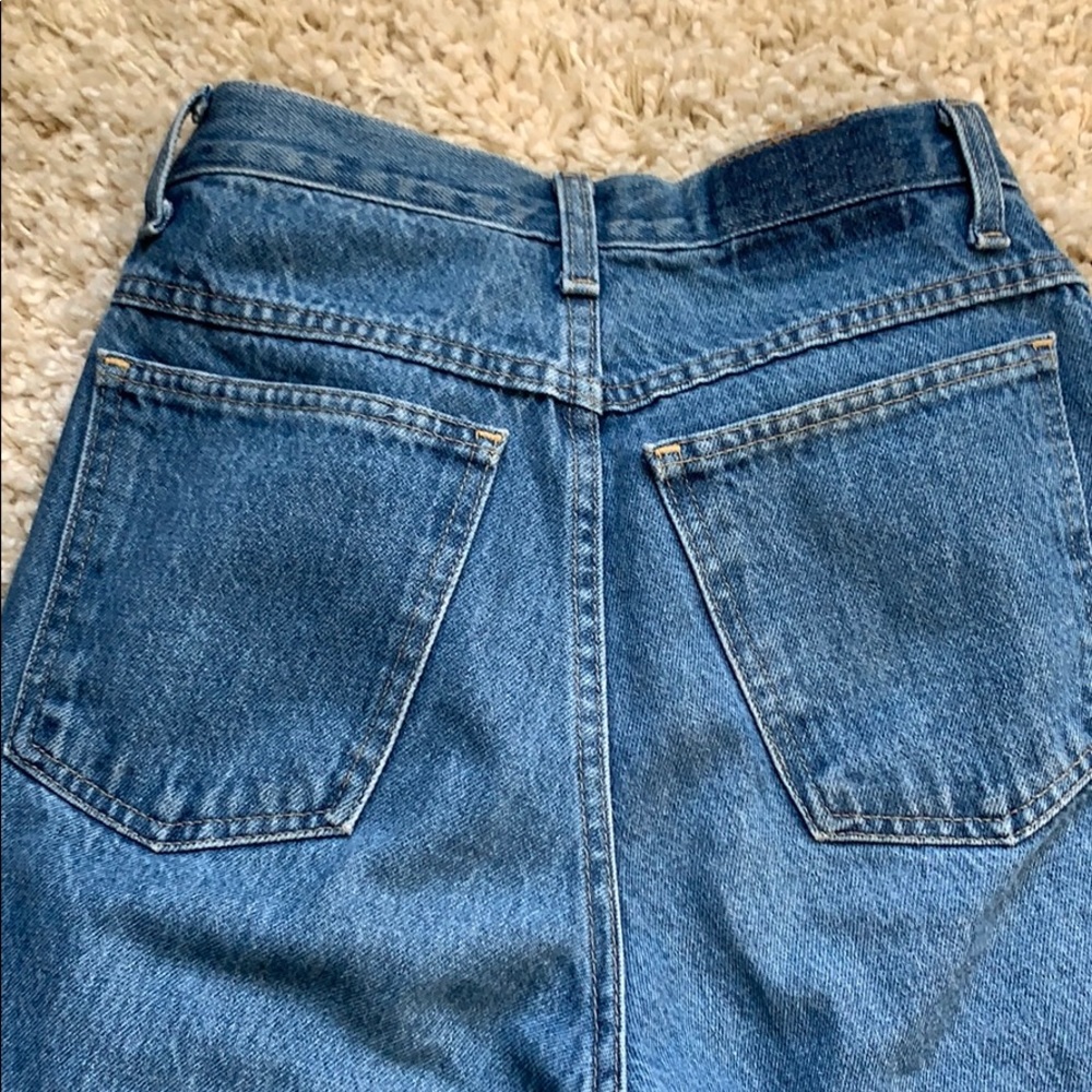 High waisted jeans